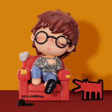 Hirono x Keith Haring Figurine