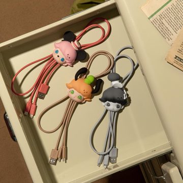 DIMOO WORLD × DISNEY Series-2 in 1 Cable Blind Box