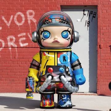 MEGA SPACE MOLLY 1000% Trevor Andrew
