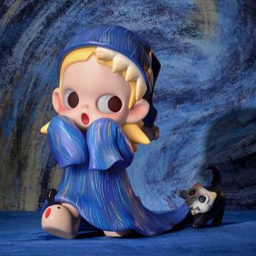 Zsiga Scared Performer Figurine