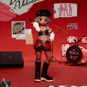 Peach Riot Bloody Valentine Figures